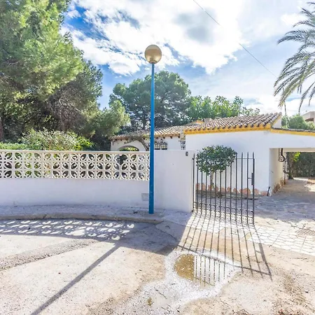 Madara, Punta Prima Punta Prima (Alicante)